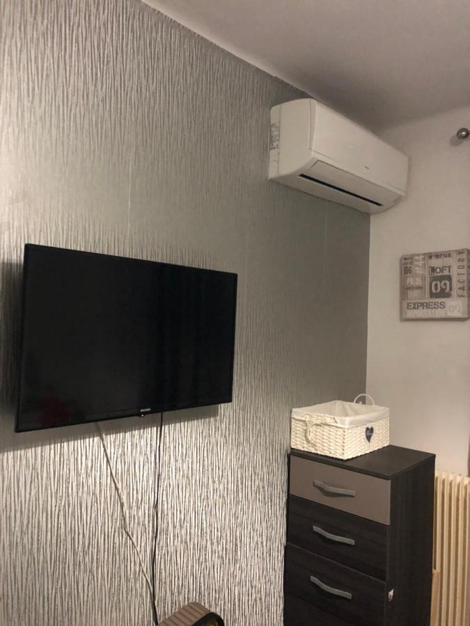 Chambre Privee Confortable A Louer Chez L Habitant Proche Plage Et Centre Ville De Nice Buitenkant foto